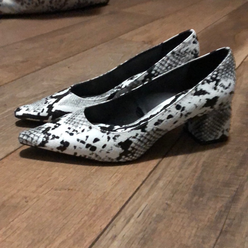 Zara snake skin heel